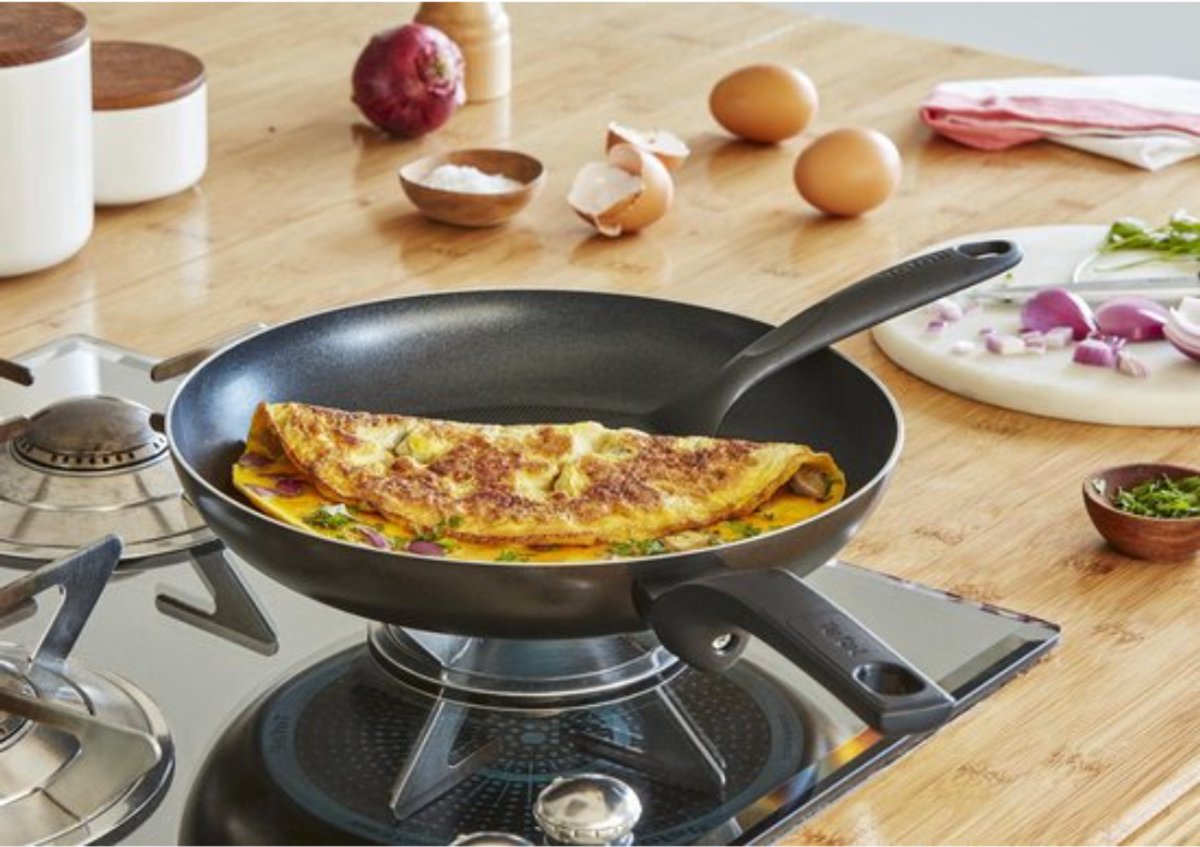 Tefal Easy Cook & Clean Pannenset - Koekenpannen 20/24/28cm + Wokpan 28cm - Niet geschikt voor Inductie - Anti-aanbaklaag - Aluminium - Zwart
