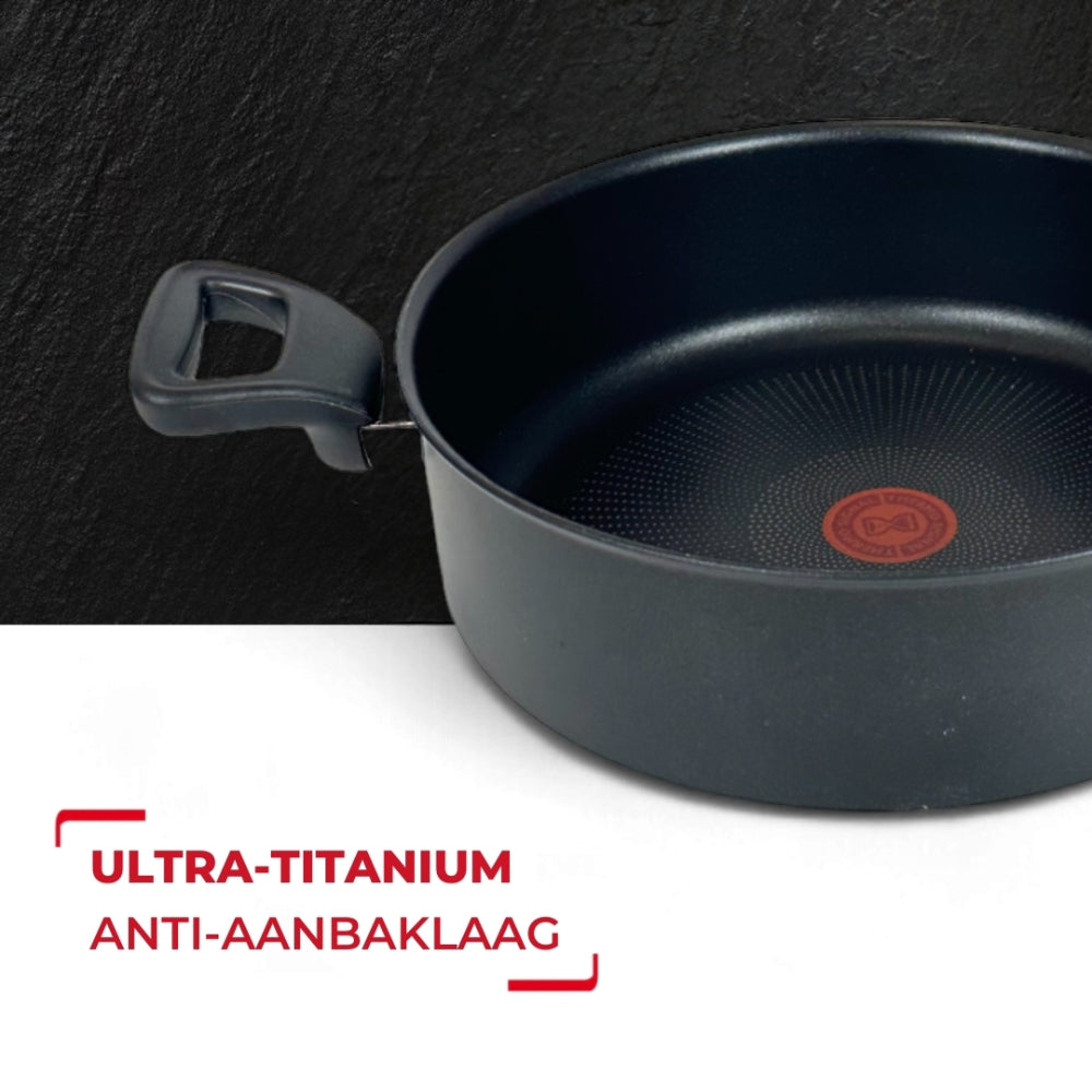 Hard Titanium Pro hapjespan ovenbestendig met ergonomische handgreep zwart